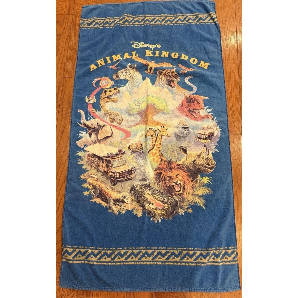 Vintage Disney Animal Kingdom Animals Beach Towel